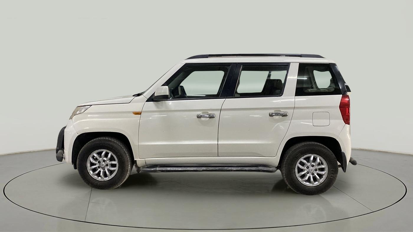 2016 Mahindra TUV300 T8, Diesel, Manual, 54,567 km, Left Side