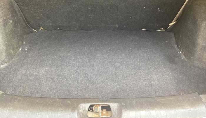 2015 Maruti Swift Dzire VXI, Petrol, Manual, 51,273 km, Boot Inside