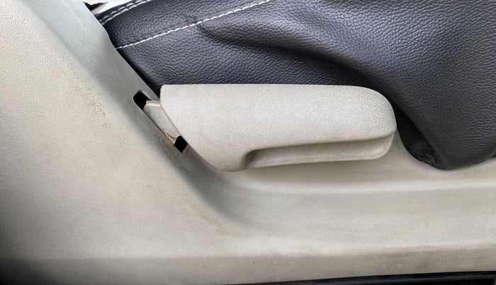 2014 Maruti Celerio VXI AMT, Petrol, Automatic, 75,632 km, Driver Side Adjustment Panel