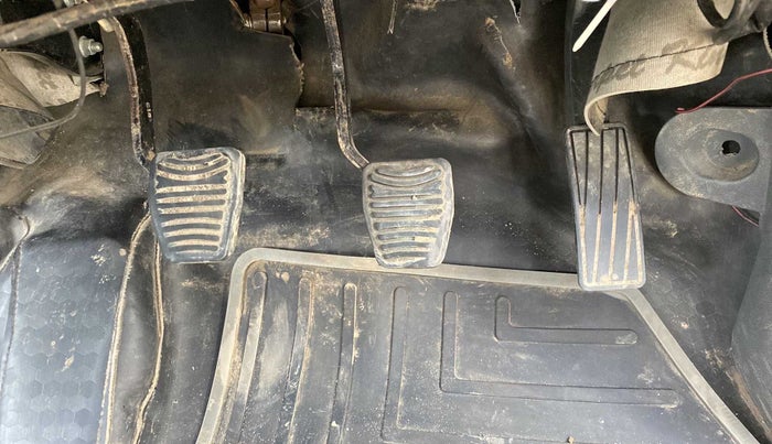 2018 Mahindra KUV 100 NXT K2 D 6S, Diesel, Manual, 84,170 km, Pedals