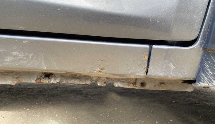2018 Mahindra KUV 100 NXT K2 D 6S, Diesel, Manual, 84,170 km, Right running board - Slightly rusted