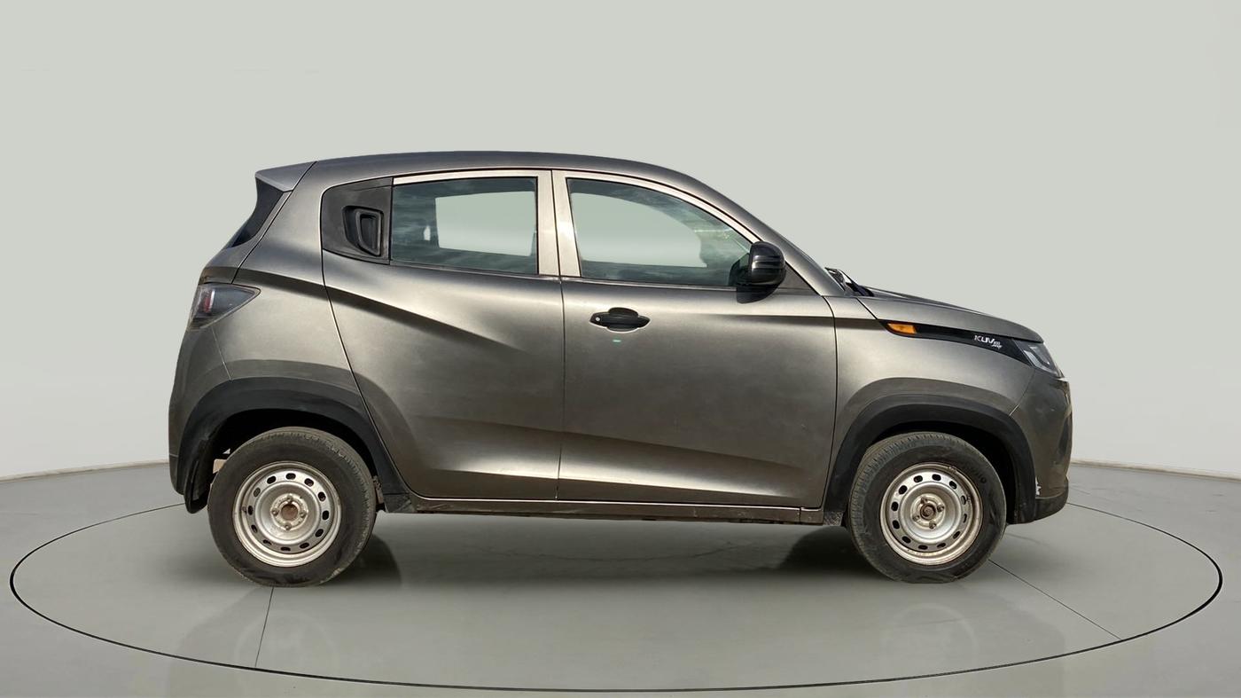 2018 Mahindra KUV 100 NXT K2 D 6S, Diesel, Manual, 84,170 km, Right Side View