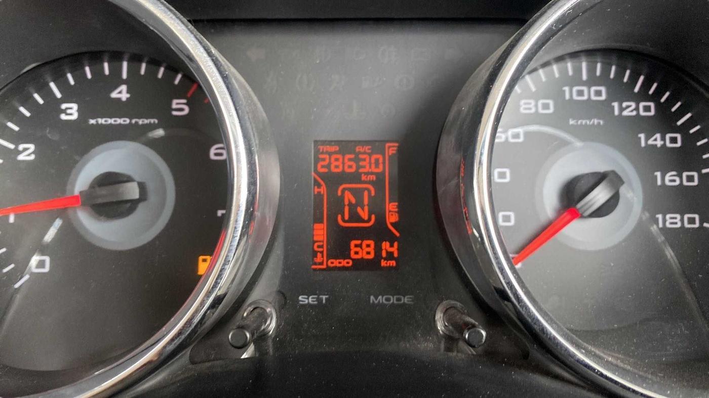 2016 Mahindra TUV300 T8 AMT, Diesel, Automatic, 6,807 km, Odometer Image
