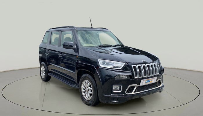2016 Mahindra TUV300 T8 AMT, Diesel, Automatic, 6,807 km, SRP