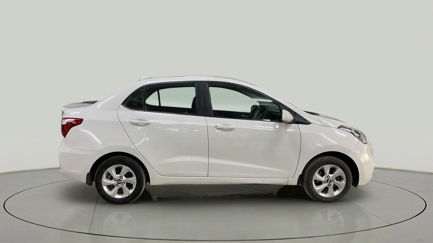 2018 Hyundai Xcent SX 1.2, Petrol, Manual, 49,214 km, Right Side View