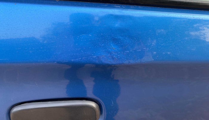 2017 Maruti Alto 800 LXI, Petrol, Manual, 28,960 km, Driver-side door - Slightly dented
