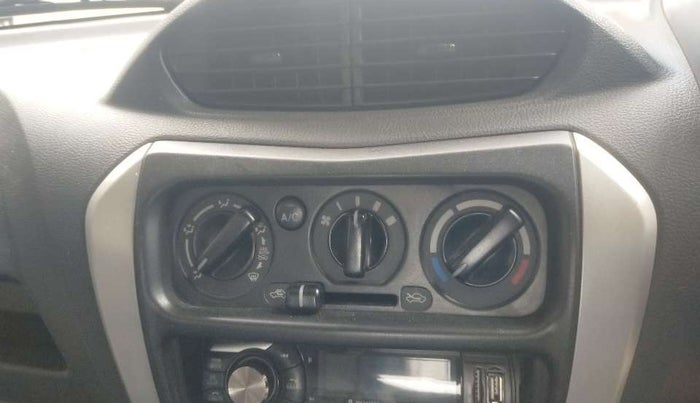 2017 Maruti Alto 800 LXI, Petrol, Manual, 28,960 km, AC Unit - Front vent has minor damage