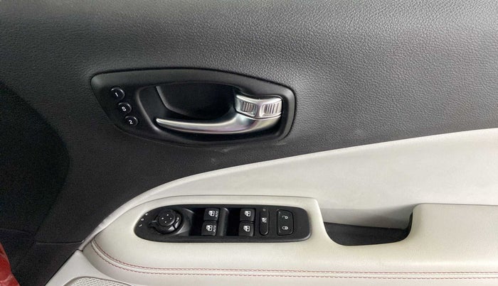 2019 Jeep Compass LIMITED PLUS DIESEL 4X4, Diesel, Manual, 36,815 km, Driver Side Door Panels Control