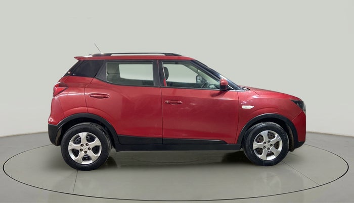 2019 Mahindra XUV300 W6 1.5 DIESEL, Diesel, Manual, 45,208 km, Right Side View