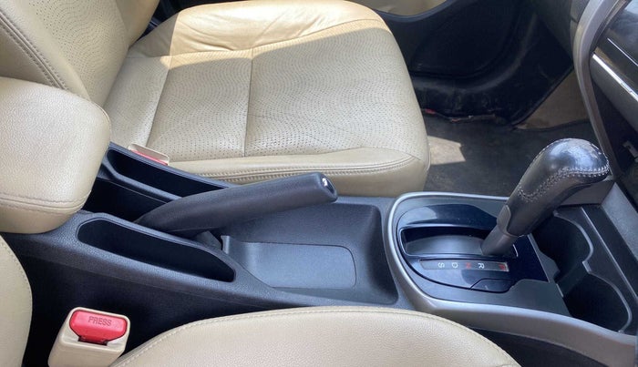 2016 Honda City 1.5L I-VTEC VX CVT, Petrol, Automatic, 51,767 km, Gear Lever