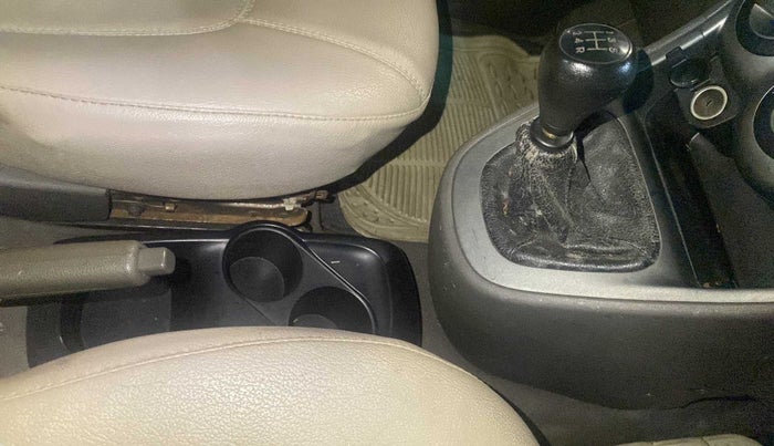 2010 Hyundai i10 MAGNA 1.2, Petrol, Manual, 80,356 km, Gear Lever