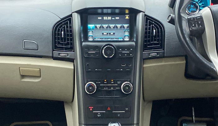 2016 Mahindra XUV500 W10 AT, Diesel, Automatic, 93,153 km, Air Conditioner