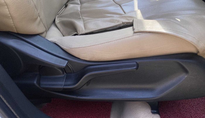 2019 Honda Amaze 1.2L I-VTEC VX, Petrol, Manual, 90,239 km, Driver Side Adjustment Panel