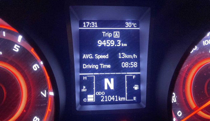 2021 Mahindra XUV300 W8 (O) 1.2 PETROL AMT, Petrol, Automatic, 21,041 km, Odometer Image