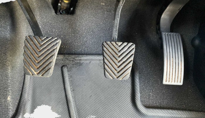 2020 Hyundai VENUE SX 1.5 (O) EXECUTIVE CRDI, Diesel, Manual, 21,480 km, Pedals