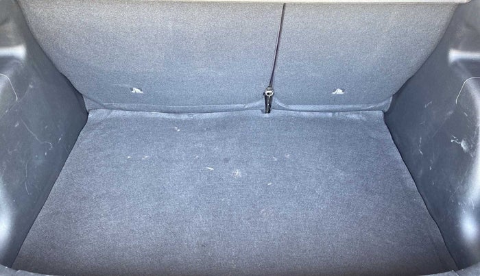 2020 Hyundai VENUE SX 1.5 (O) EXECUTIVE CRDI, Diesel, Manual, 21,480 km, Boot Inside