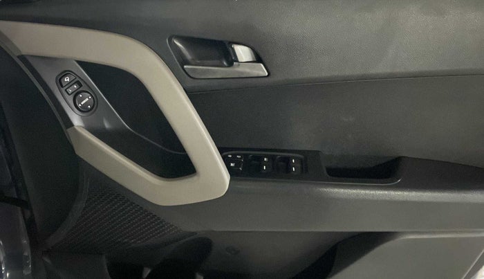 2016 Hyundai Creta SX PLUS AT 1.6 PETROL, Petrol, Automatic, 19,053 km, Driver Side Door Panels Control