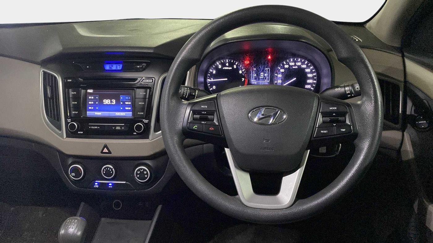 2017 Hyundai Creta E PLUS 1.6 PETROL, Petrol, Manual, 25,217 km, Steering Wheel Close Up