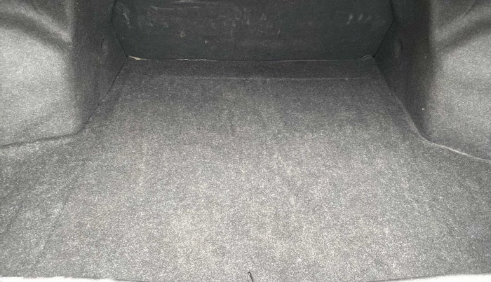 2018 Maruti Ciaz ZETA DIESEL 1.3, Diesel, Manual, 81,305 km, Boot Inside