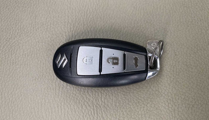 2018 Maruti Ciaz ZETA DIESEL 1.3, Diesel, Manual, 81,305 km, Key Close Up