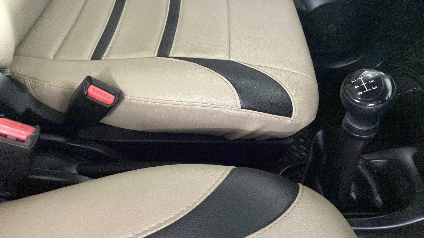 2018 Maruti Wagon R 1.0 LXI, Petrol, Manual, 19,765 km, Gear Lever