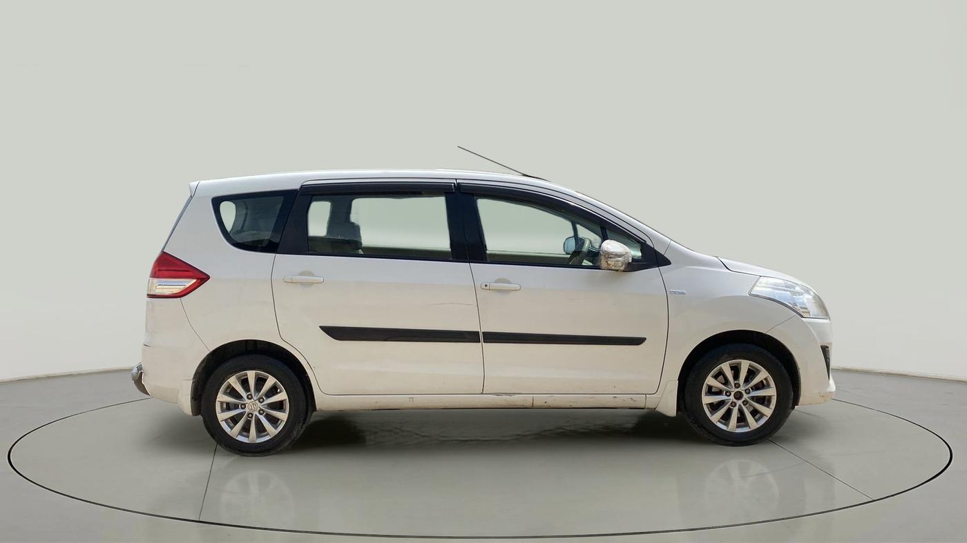 2014 Maruti Ertiga ZDI, Diesel, Manual, 1,00,227 km, Right Side