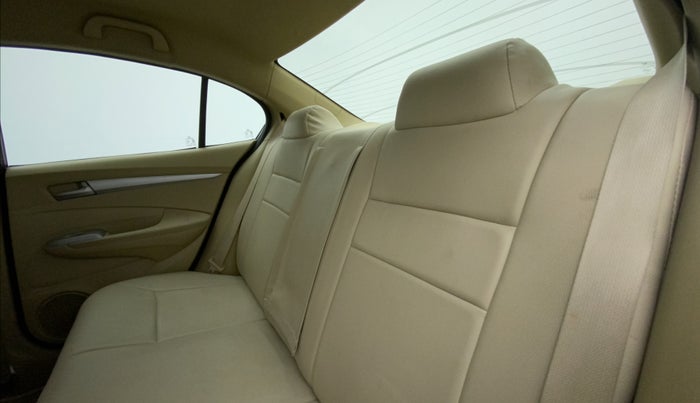 2011 Honda City 1.5L I-VTEC V MT, Petrol, Manual, 1,14,079 km, Right Side Rear Door Cabin