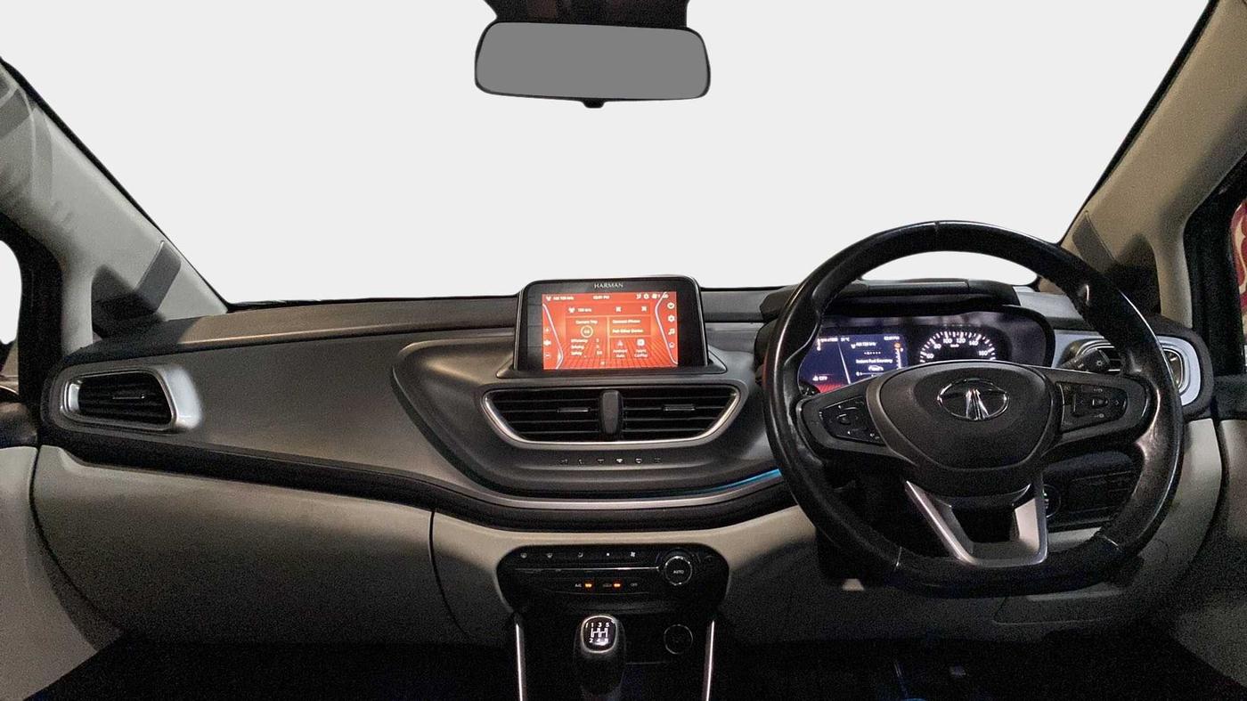 2021 Tata ALTROZ XZ DIESEL, Diesel, Manual, 60,735 km, Dashboard