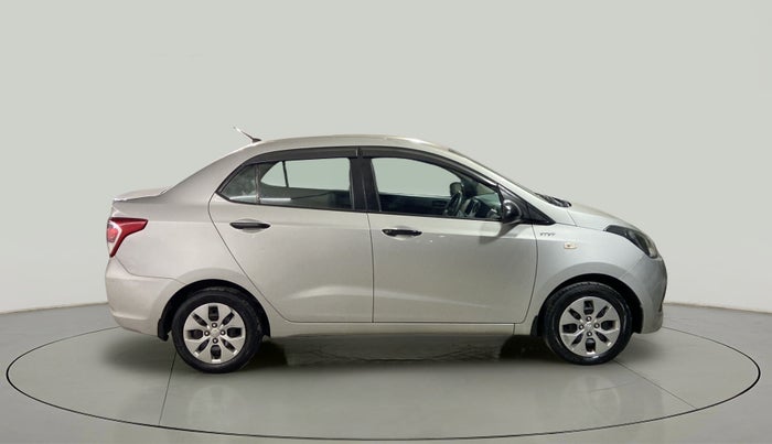 2016 Hyundai Xcent E+, Petrol, Manual, 35,653 km, Right Side View