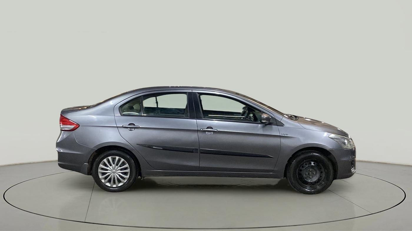 2014 Maruti Ciaz VXI, CNG, Manual, 87,754 km, Right Side View