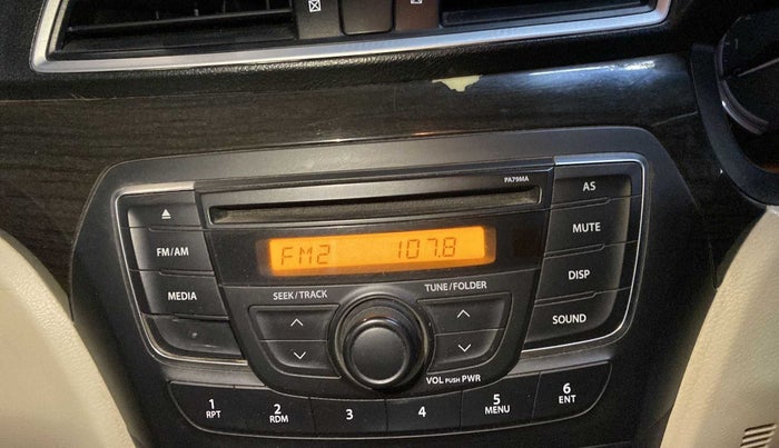 2014 Maruti Ciaz VXI, CNG, Manual, 87,754 km, Infotainment system - Rear speakers missing / not working