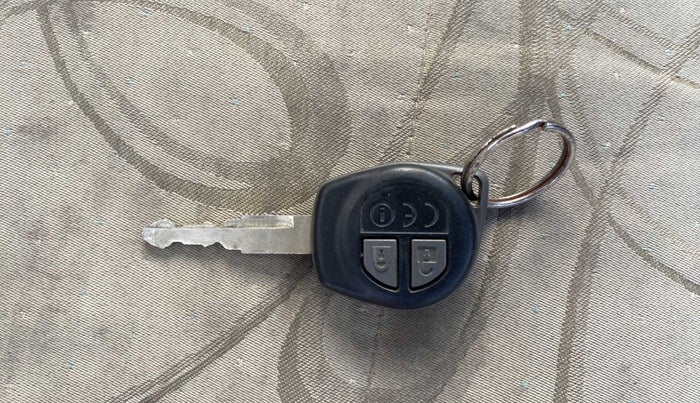 2018 Maruti Dzire VXI, Petrol, Manual, 24,046 km, Key Close Up