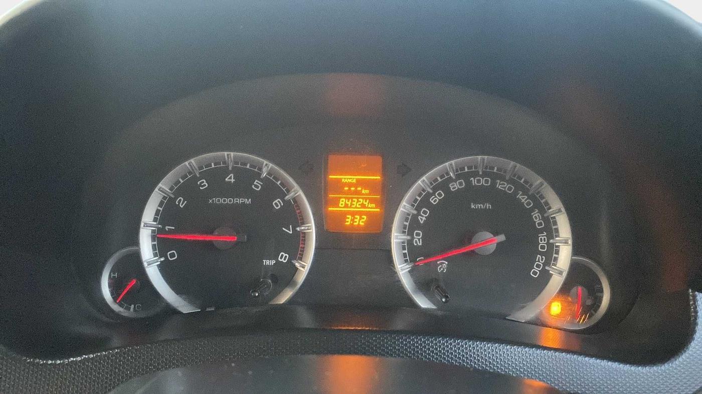 2014 Maruti Swift Dzire VXI, Petrol, Manual, 84,318 km, Odometer Image