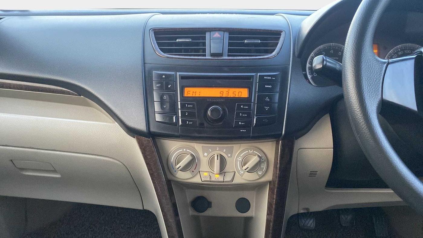 2014 Maruti Swift Dzire VXI, Petrol, Manual, 84,318 km, Air Conditioner