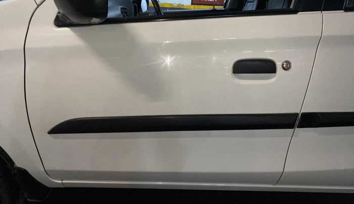 2018 Maruti Alto K10 VXI, Petrol, Manual, 17,908 km, Front passenger door - Slightly dented