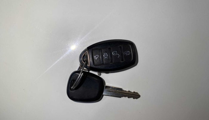 2018 Maruti Alto K10 VXI, Petrol, Manual, 17,908 km, Key Close Up