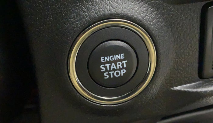 2021 Toyota URBAN CRUISER PREMIUM GRADE AT DUAL TONE, Petrol, Automatic, 25,448 km, Keyless Start/ Stop Button