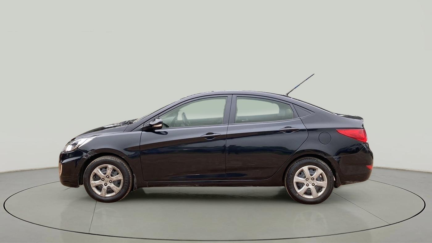 2012 Hyundai Verna FLUIDIC 1.6 CRDI EX, Diesel, Manual, 77,408 km, Left Side