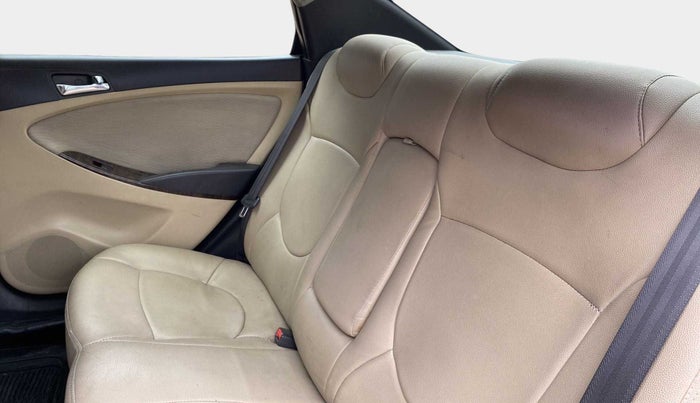 2012 Hyundai Verna FLUIDIC 1.6 CRDI EX, Diesel, Manual, 77,408 km, Right Side Rear Door Cabin