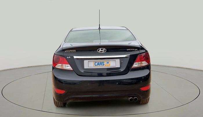 2012 Hyundai Verna FLUIDIC 1.6 CRDI EX, Diesel, Manual, 77,408 km, Back/Rear
