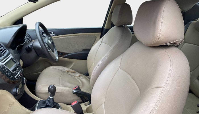 2012 Hyundai Verna FLUIDIC 1.6 CRDI EX, Diesel, Manual, 77,408 km, Right Side Front Door Cabin