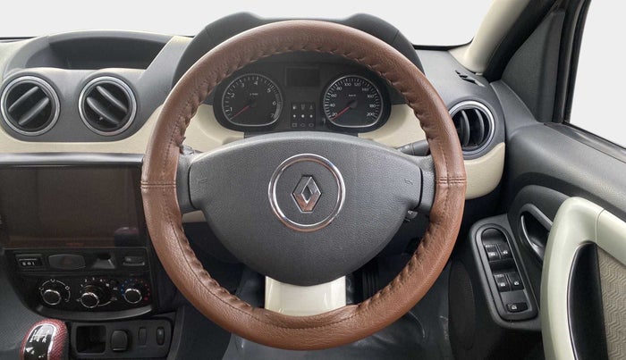 2013 Renault Duster 85 PS RXL DIESEL, Diesel, Manual, 97,902 km, Steering Wheel Close Up
