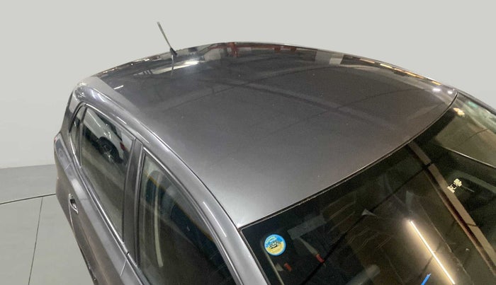 2013 Volkswagen Polo COMFORTLINE 1.2L PETROL, Petrol, Manual, 1,20,103 km, Roof