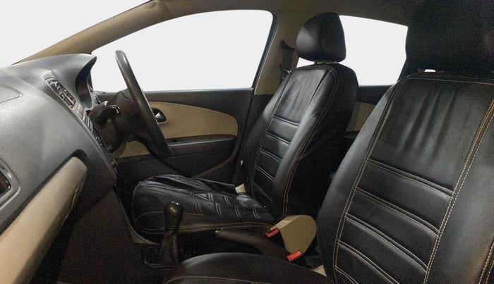 2013 Volkswagen Polo COMFORTLINE 1.2L PETROL, Petrol, Manual, 1,20,103 km, Right Side Front Door Cabin