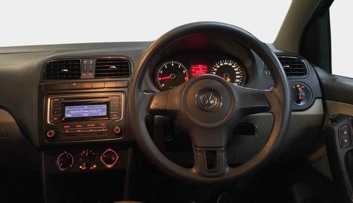 2013 Volkswagen Polo COMFORTLINE 1.2L PETROL, Petrol, Manual, 1,20,103 km, Steering Wheel Close Up