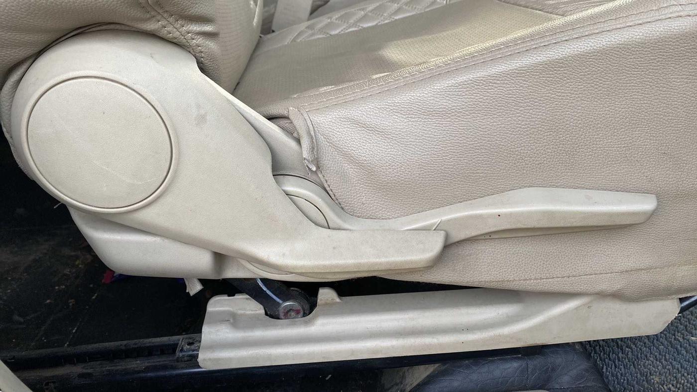 2020 Maruti Dzire VXI, Petrol, Manual, 52,327 km, Driver Side Adjustment Panel