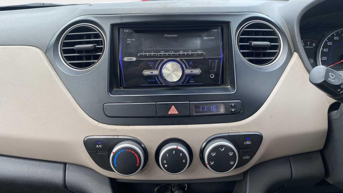 2014 Hyundai Grand i10 MAGNA 1.2 KAPPA VTVT, Petrol, Manual, 66,906 km, Air Conditioner