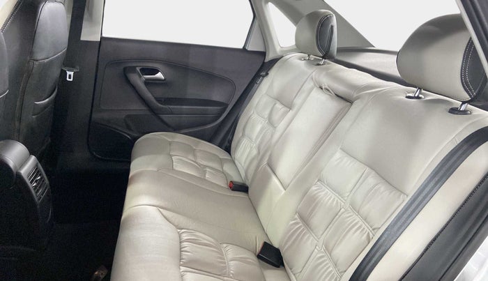 2016 Volkswagen Vento COMFORTLINE 1.2 TSI AT, Petrol, Automatic, 51,251 km, Right Side Rear Door Cabin