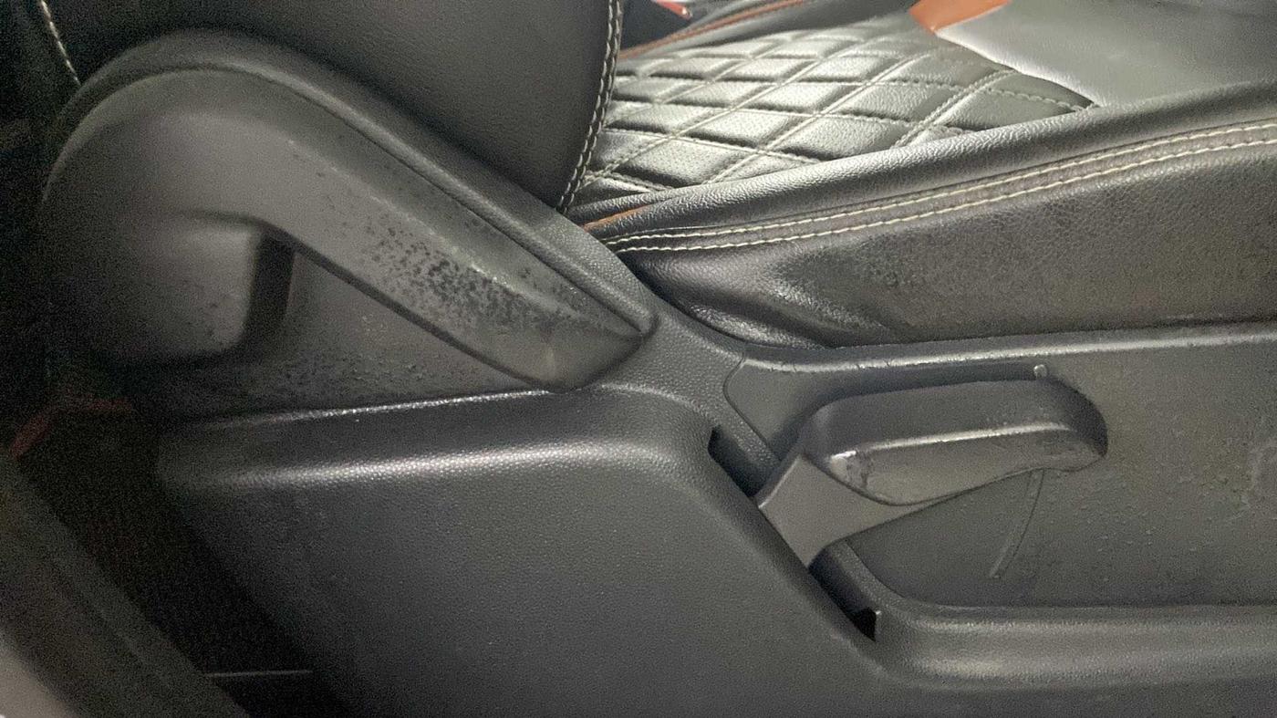 2019 Ford Ecosport TITANIUM + 1.5L PETROL AT, Petrol, Automatic, 8,590 km, Driver Side Adjustment Panel