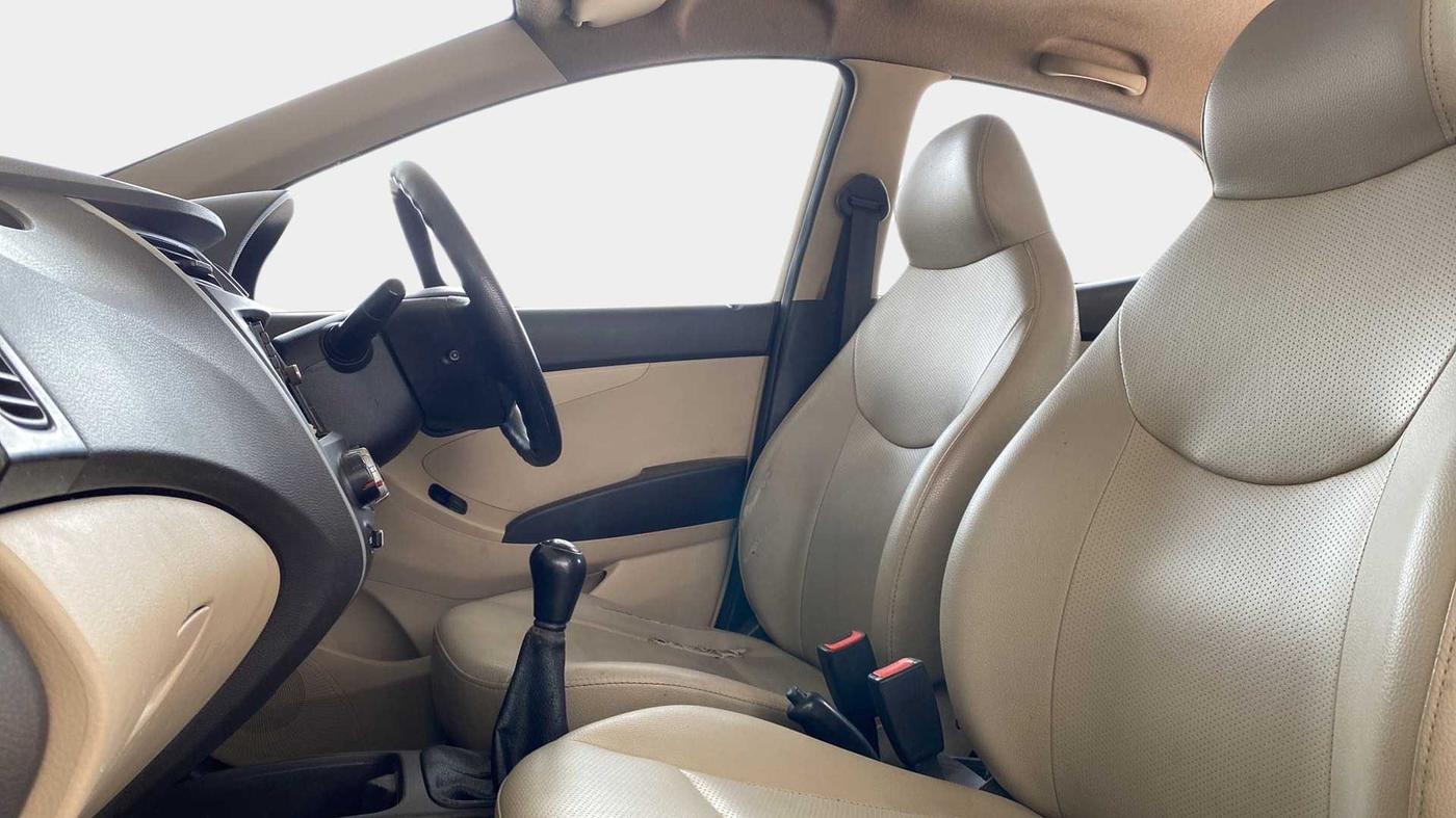 2018 Hyundai Eon ERA +, Petrol, Manual, 47,575 km, Right Side Front Door Cabin